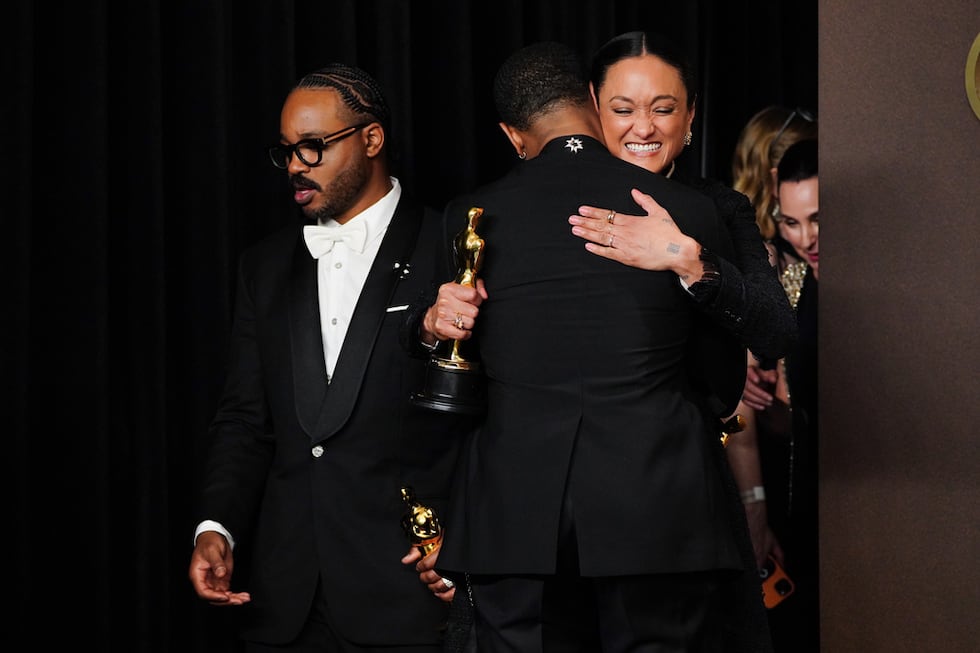 Ryan Coogler, de izquierda a derecha, ganador del premio al mejor guion original por...